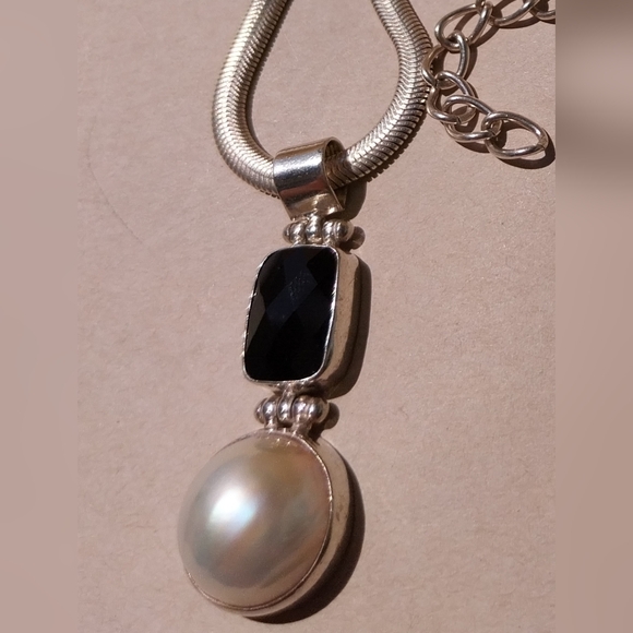 Silver  Necklace Perl Mabe & Gemstone - Picture 2 of 15